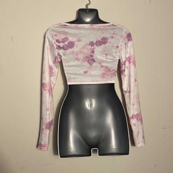 PrettyLittleThing Tie-Dye Cropped Long Sleeve Top 3/$20 - Picture 5 of 6